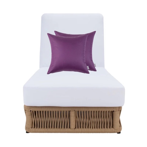 Luxury HomeSet of Plum Purple Outdoor Water Resistant Throw